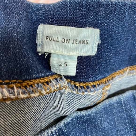 Madewell Pull-On Jeans in Freeburg Wash - Picture 8 of 9